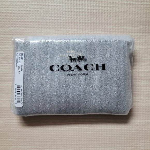 Coach Corner Zip Wristlet - Picture 2 of 10
